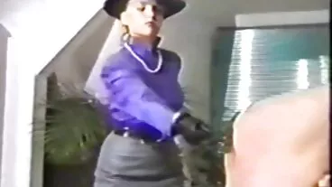 ટીન માલિશ કરનાર તેની ચુસ્ત ચુત બસ્ટી સાવકી મા દ્વારા ચાટવામાં આવે બીપી વીડીયો સેકસી વીડિયો છે