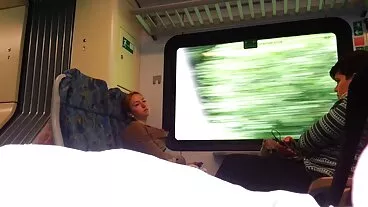 બે બેબ્સ બીપી વીડીયો સેકસી વીડિયો પાર્ટી અને પ્લે સ્ટ્રીપ પૂલ