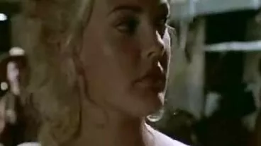 સામંથા અને હેઝલ બીપી સેકસી વીડીયો પિચર સામથાની સાવકી મમ્મી પાસે જાય છે